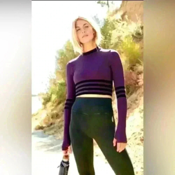 NEW Free People Movement  Truimph Top Crop Long Sleeve purple Plum - Picture 1 of 5